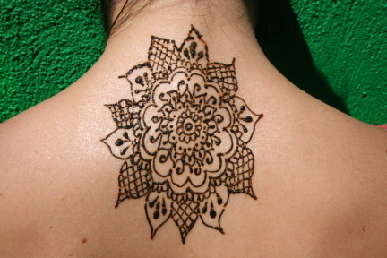 Henna tattoo design