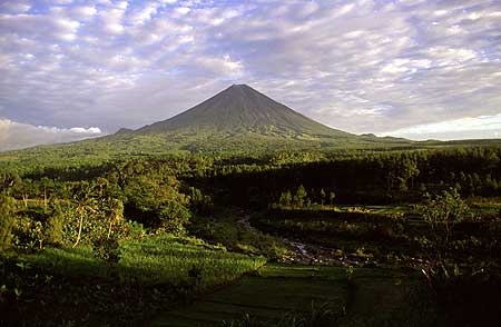 [semeru_40427[4].jpg]