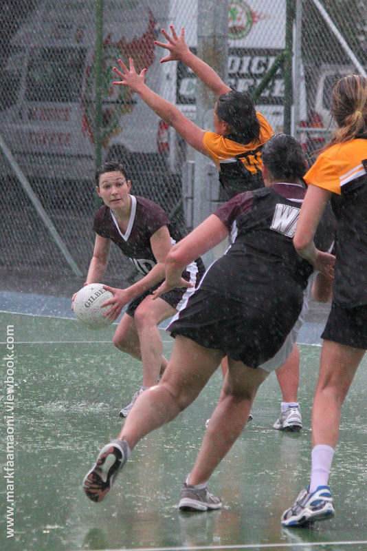 IMAGE: http://lh5.ggpht.com/_a_v5U7guC1c/TH0DZ_LsKiI/AAAAAAAAc0U/gjqdxGGyZuo/s800/IMG_9999_1493.JPG