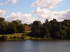 blenheim_palace_lake_5.JPG 