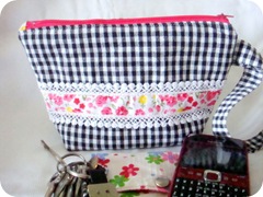 pouch pouch
