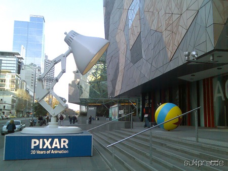 [pixar_studios[16].jpg]