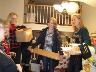 [Christmas Party 2009 13[6].jpg]