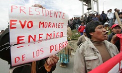 Protesta del pueblo por el gasolizano