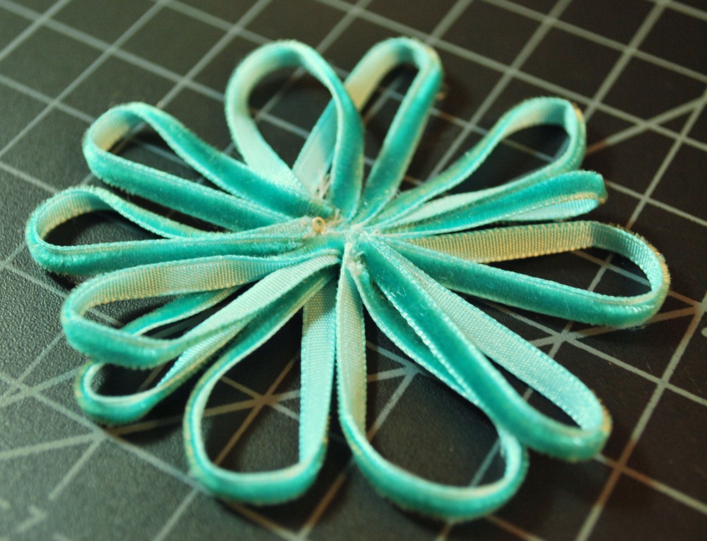 [Bloom Box - teal 2[5].jpg]