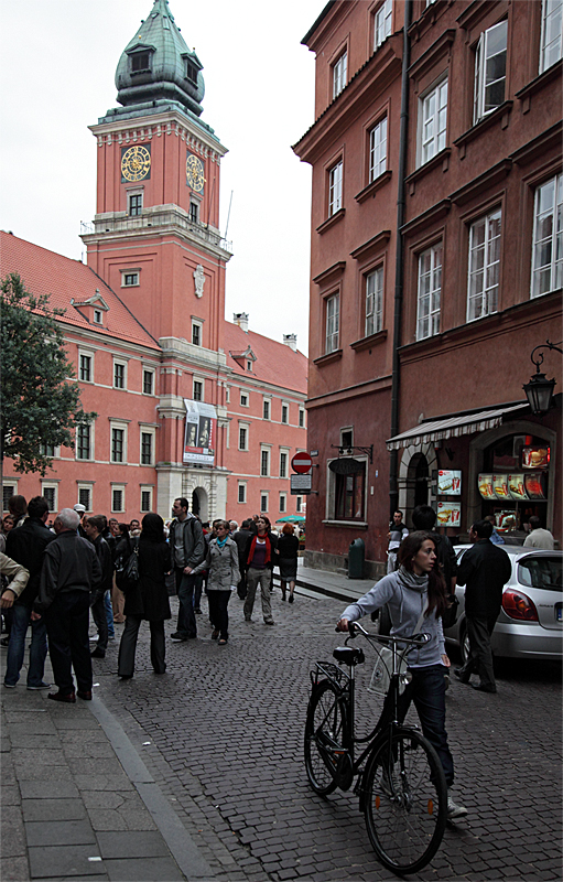 Польские девушки на улицах Варшавы – 5 