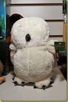 harrypotter-hedwig-plush-neca-toy-fair-2011_786_poster