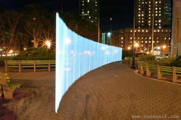 [amazing-light-graffiti06[2].jpg]