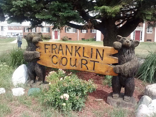 Franklin Court Grizzlies