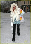 paris-hilton-aspen-christmas-57
