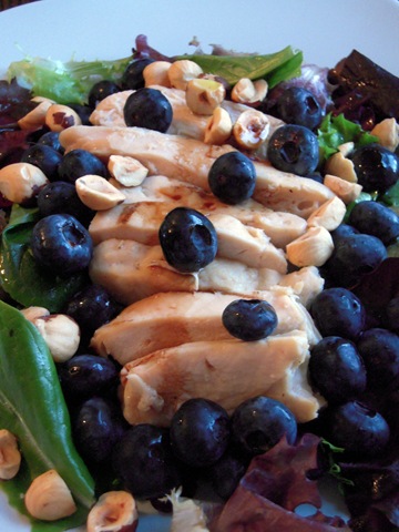 [Chicken Blueberry and Hazelnut Salad[4].jpg]