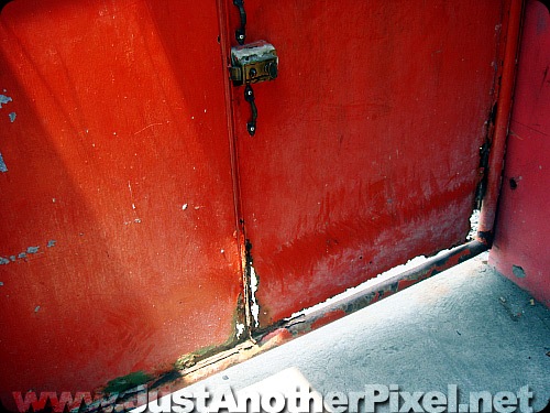 Our old, rusty gate - JustAnotherPixel.net