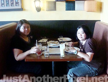 Lunch at Bigby's Restaurant in SM MOA - JustAnotherPixel.net
