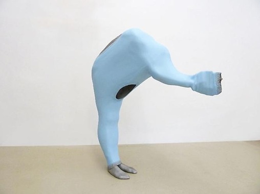 [erwin wurm8[4].jpg]
