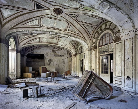 [Ballroom, Lee Plaza Hotel[3].jpg]