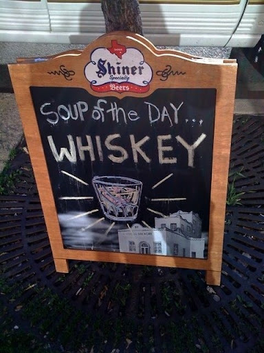 http://lh5.ggpht.com/_bKN77pn74dA/SnTrtxTt1iI/AAAAAAAACNQ/5_Vxl-Hwwlo/whiskey.jpg