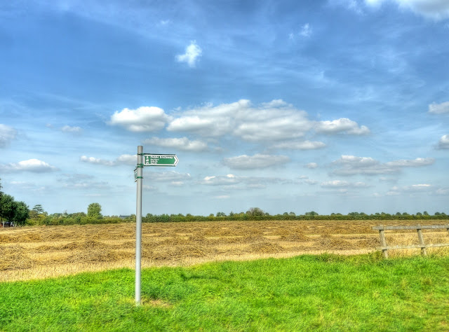 P1170363_57_58_59_60_61_62_tonemapped.jpg