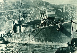 21 de marzo de 1938. El CISCAR a flote. Del libro COMISION DE LA ARMADA PARA SALVAMENTO DE BUQUES.jpg