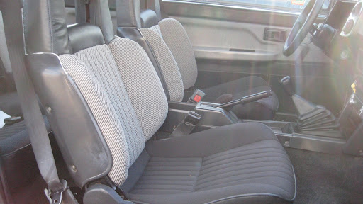 2009 Pontiac G3 - $13995 (Near