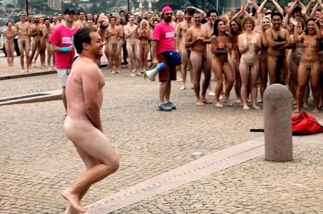 [spencer_tunick[4].jpg]
