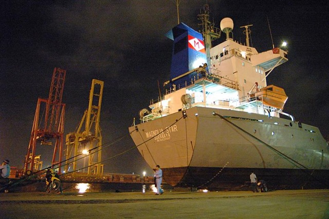 [tanjungpriok[3].jpg]