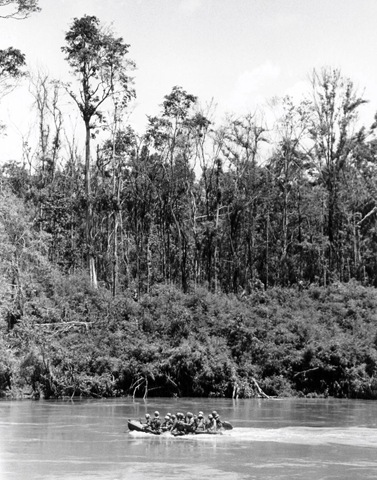 [vietnam047.sJPG_950_2000_0_75_0_50_5[2].jpg]