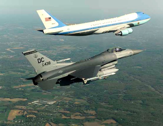 [ht_air_force_one_1_090731_ssh[3].jpg]