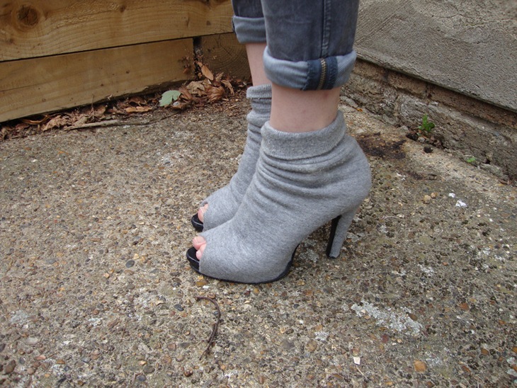 I can make shoes grey peep toe boots