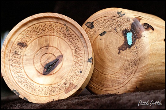 beech-turned-box-detail