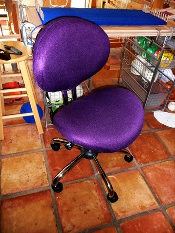 [PurpleChair5.jpg]