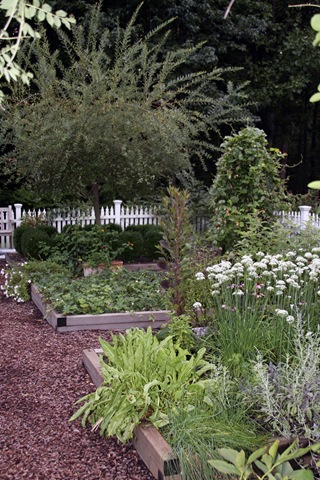 [RobinRipleysHerbGarden4.jpg]
