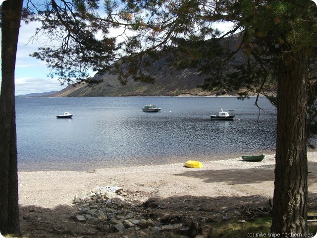 loch ericht a small bay loch ericht a small bay