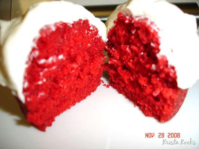 [Red Velvet Cake 6[2].jpg]