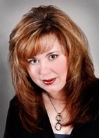 Kelley Maddison of PRIIA Cosmetics contributes to Bionic Beauty's Powerful Beauty series