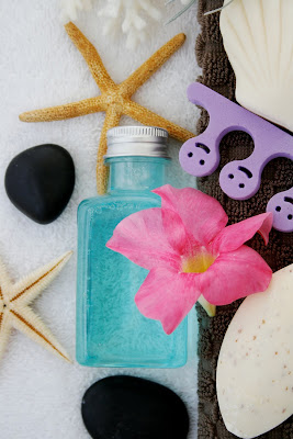 Home made Jojoba Oil foot scrub