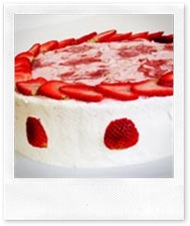 BOLO MOUSSE DE MORANGO