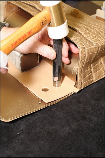 Chanel-Bag-makingof-11-600x900.jpg