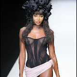 full_naomi_campbell_11_wenn.jpg
