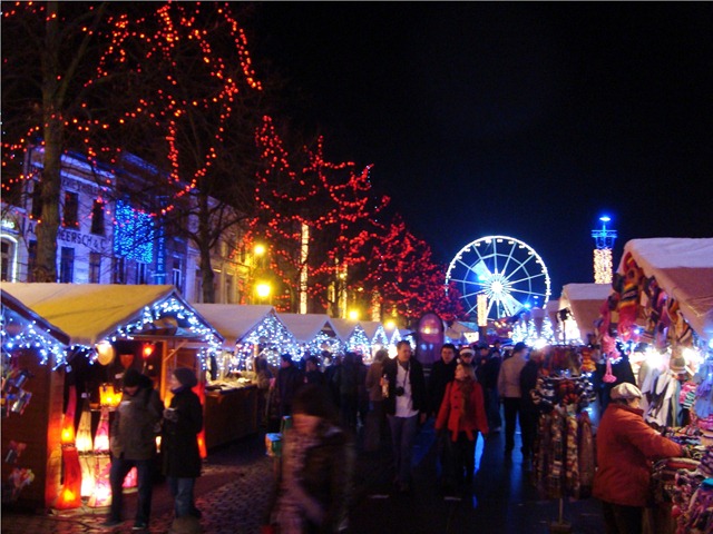 [BrusselsMarket2009213.jpg]