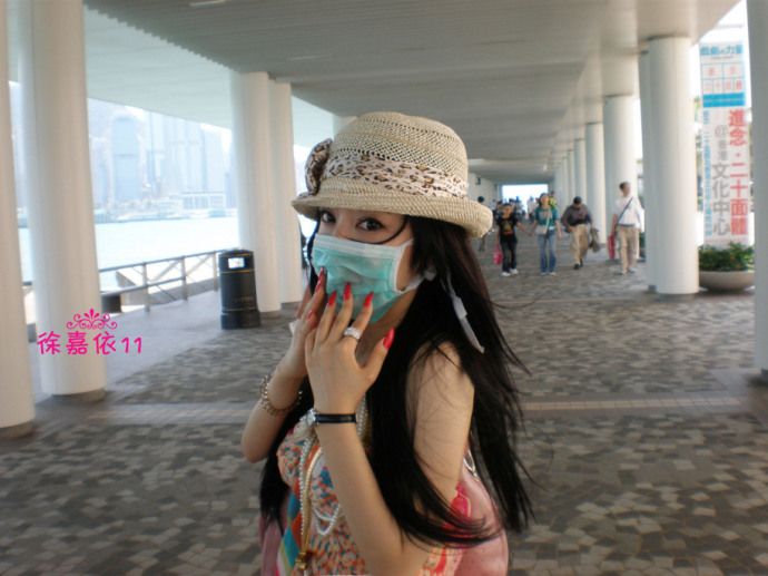 美眉日报 509239deg6eabe071b4b0 徐嘉依@LOST in HK + 女人与海