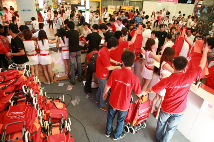 美眉日报 58c379f7t718907451592 ChinaJoy 2009 盛大展台ShowGirl实拍