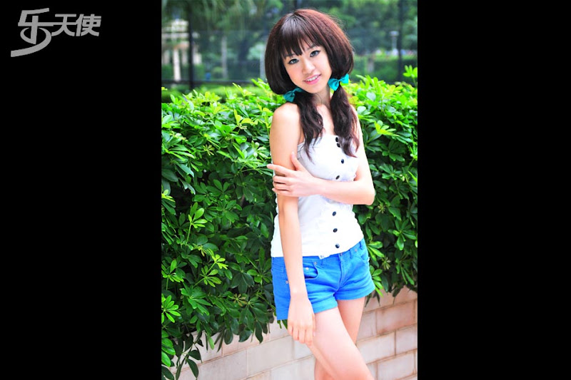 美眉日报 3 2 乐天使八月刊~盛夏光年 清纯天使嬉赏碧水蓝天