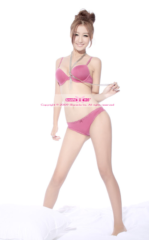 美眉日报 img 4649 享爱内衣 刘羽琦~性感诱惑大片~2