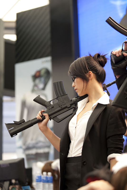 美眉日报 IMG 5171 ChinaJoy 2009 黑丝御姐 网袜小恶魔