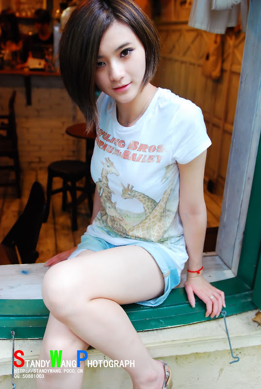美眉日报 51587794200908020040201286878699553 005 Sixty After Relax