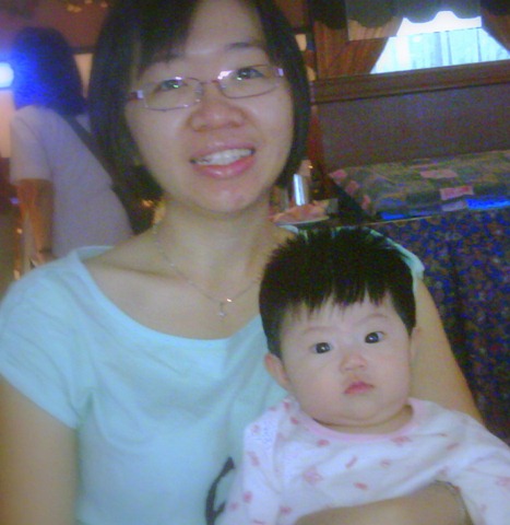 [With Xiao Xi-Yee Na's baby dated 190309[4].jpg]