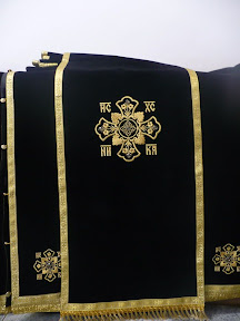 Embroidery Vestments priest imagini