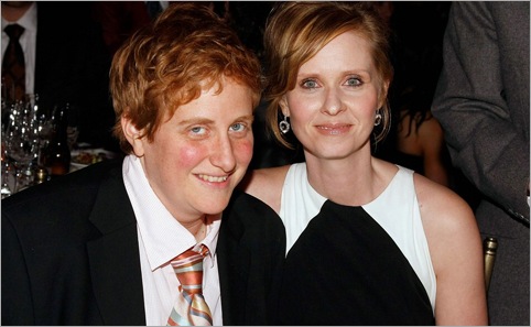 cynthia nixon girlfriend has cynthia nixon baby. cynthia nixon girlfriend has