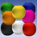 Színes papír lampionok Színes papír lampionok
