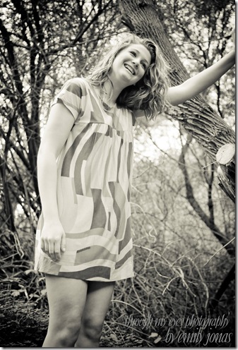 Model shot-8032